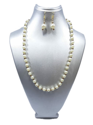 Pearls necklace - White and gold